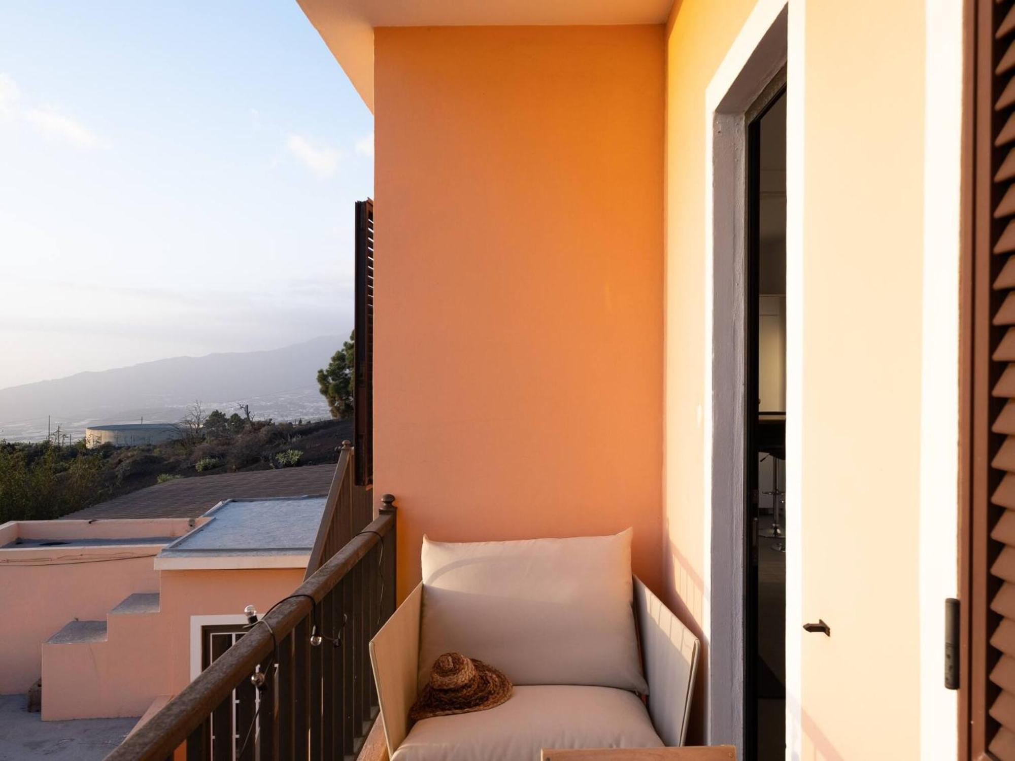 Finca Las Huellas - Moderno Apartamento Con Vistas Al Mar Y Al Volcan 洛斯·亚诺斯·德·阿里丹 外观 照片